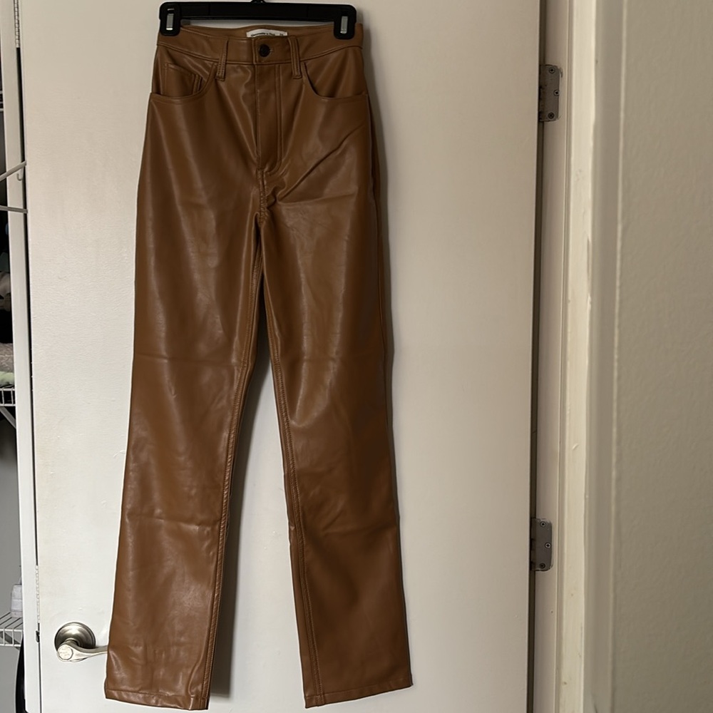 Abercrombie and Fitch 
The 90s Straight Ultra High Rise pant